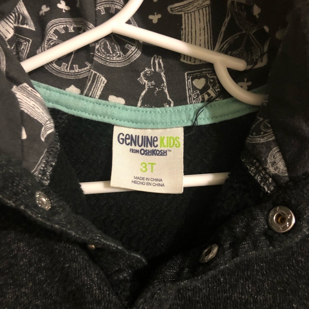 Oshkosh sweater